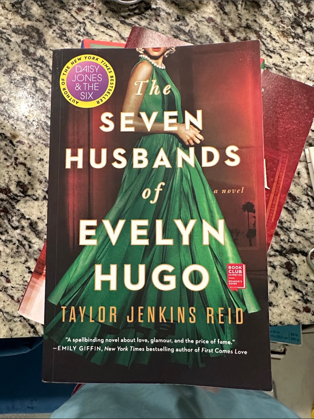 The Seven Husbands of Evelyn Hugo - Taylor Jenkins Reid (Green Cover)